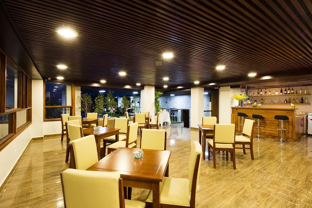 ****  Apus Hotel Nha Trang Vietnam